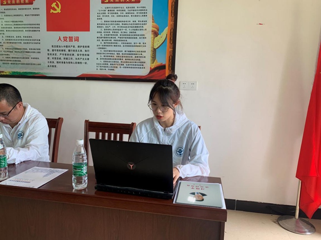 開展“《習(xí)近平談治國理政》第三卷與脫貧攻堅(jiān)”專題宣講。福建船政交通職業(yè)學(xué)院供圖